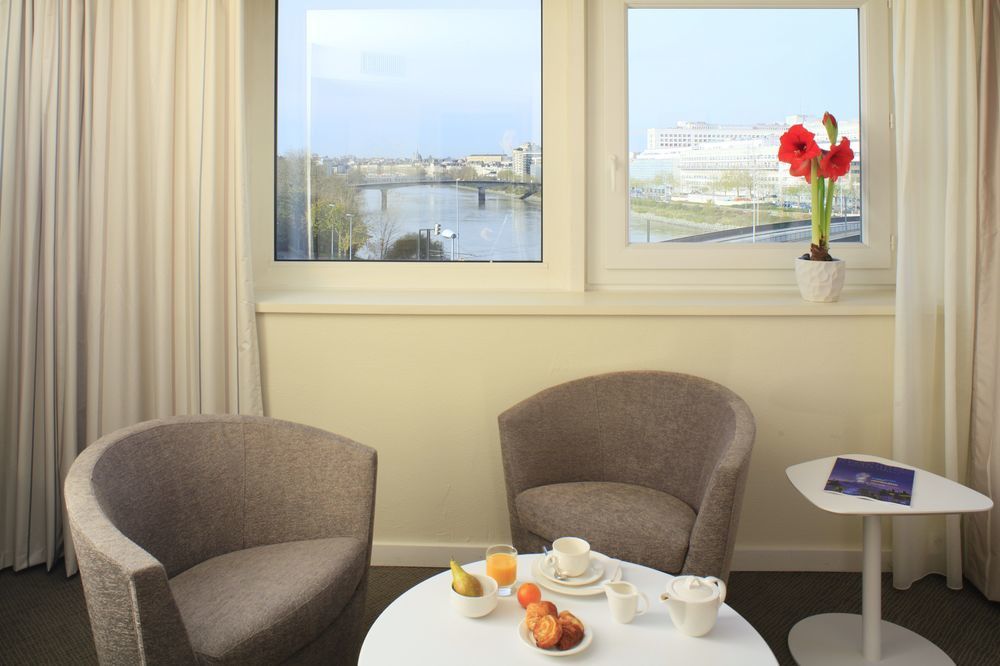 Novotel Nantes Centre Bord De Loire Quarto foto